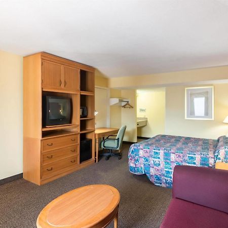 Delux Inn Wichita Falls Eksteriør bilde
