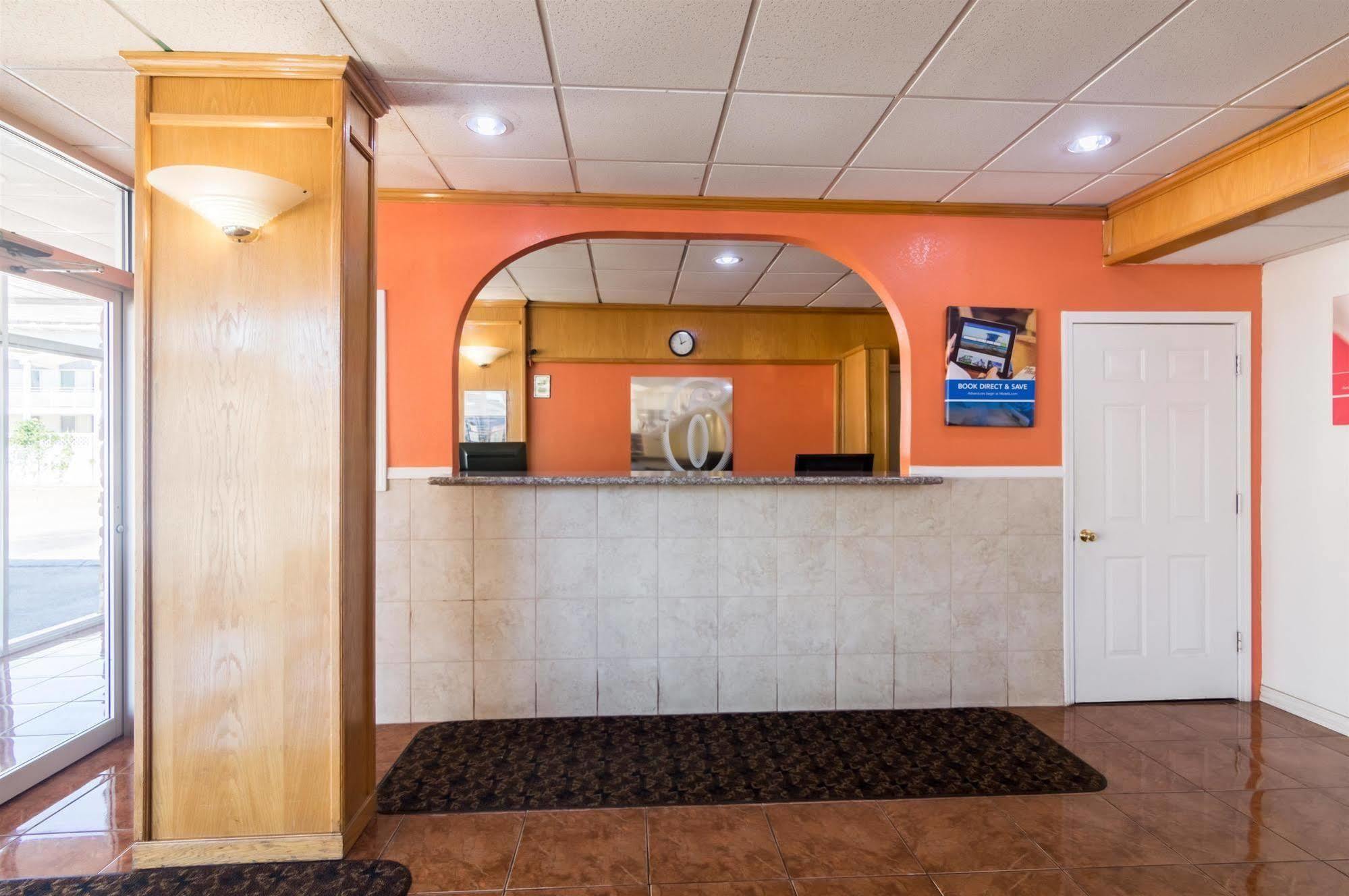 Delux Inn Wichita Falls Eksteriør bilde