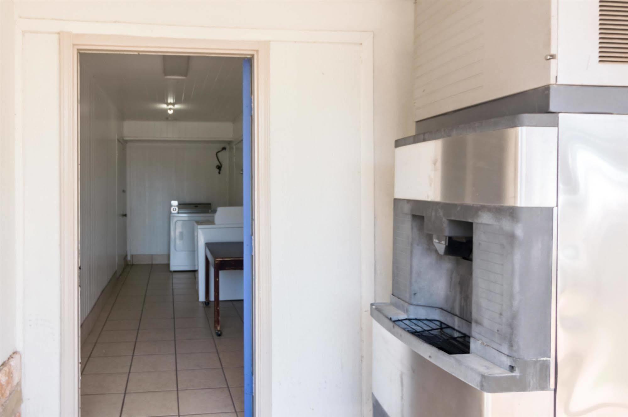 Delux Inn Wichita Falls Eksteriør bilde