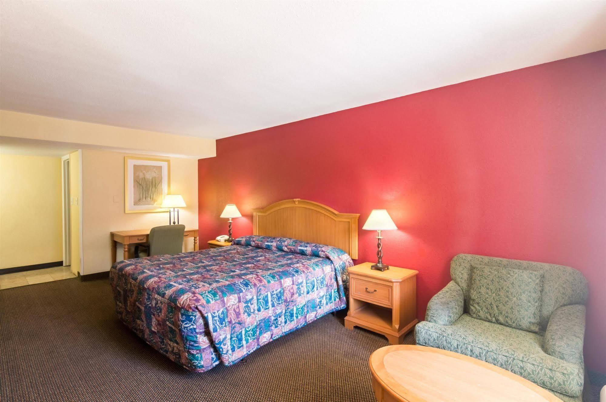 Delux Inn Wichita Falls Eksteriør bilde
