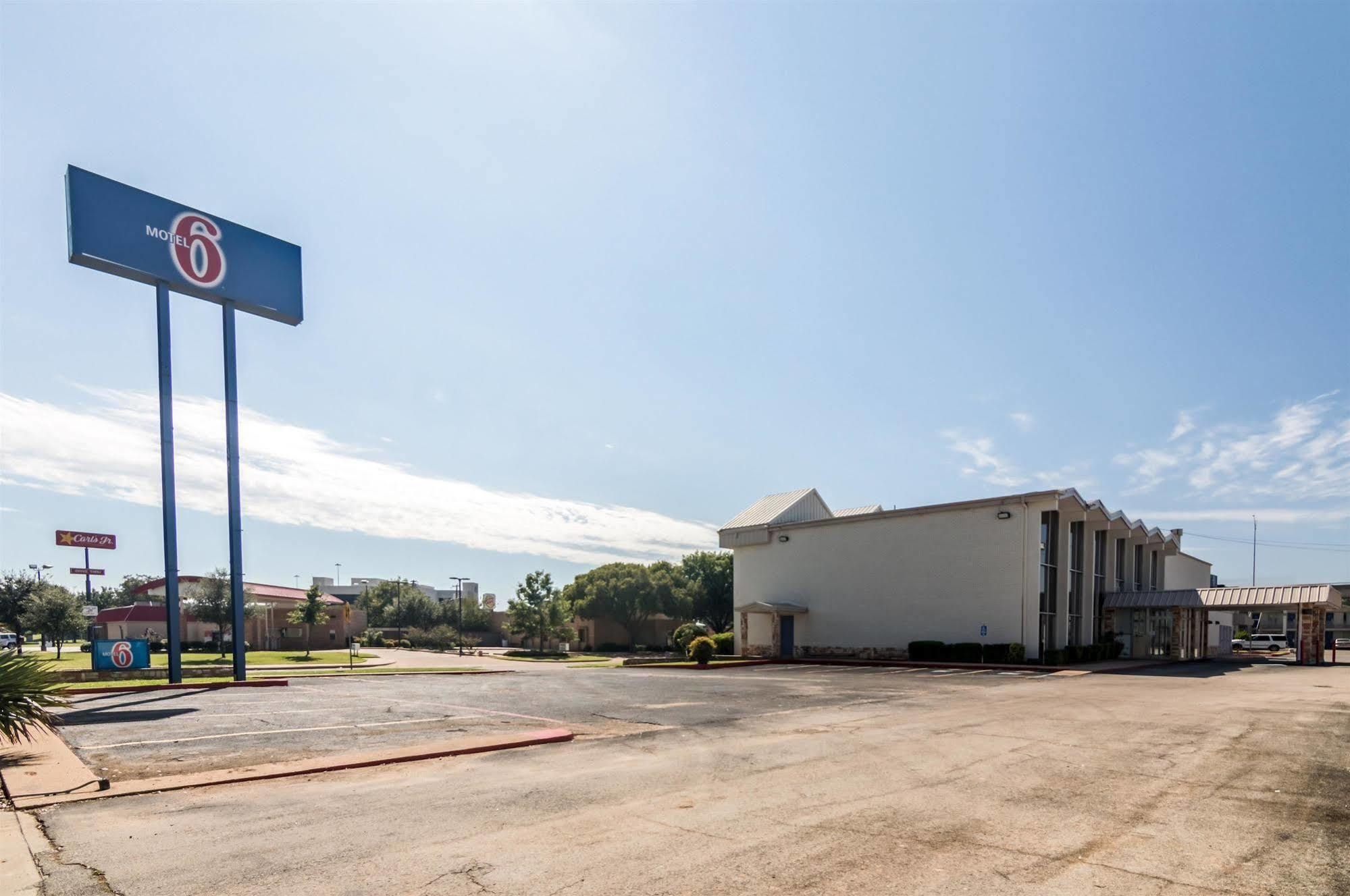 Delux Inn Wichita Falls Eksteriør bilde